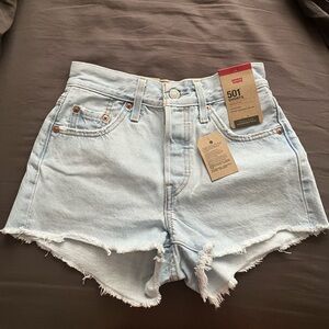 Levi's Jean Shorts NWT